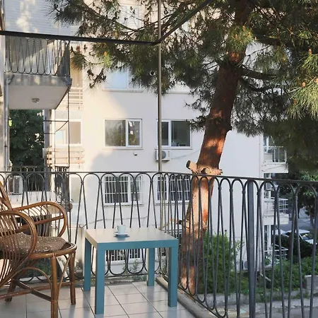Apartment On The Street Of Bagdat