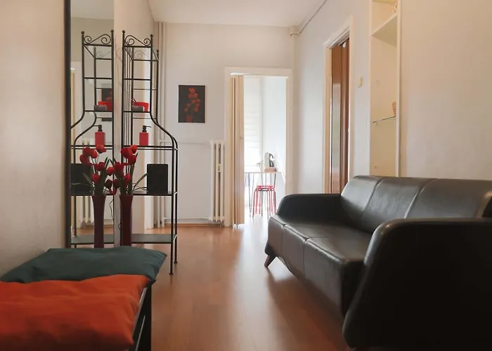 On The Street Of Bagdat Апартаменты *